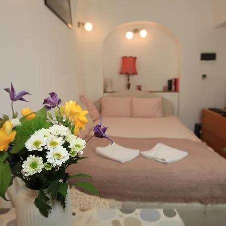 In The Heart Of Apartman *
